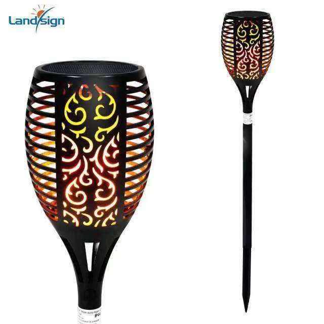 كيف تعمل أضواء اللهب الشمسية على تحويل المساحات الخارجية؟